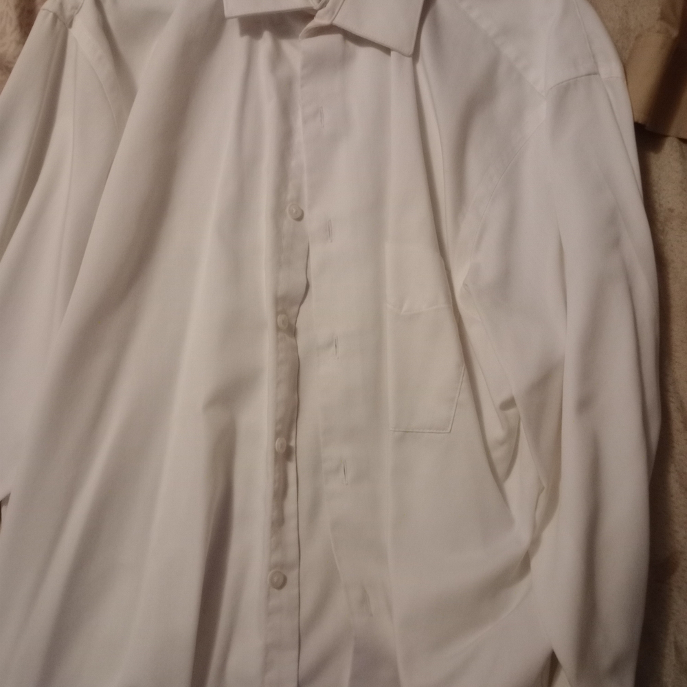 Van Heusen Crisp White Dress Shirt